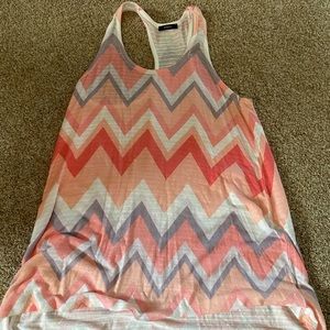 Chevron razor back tank